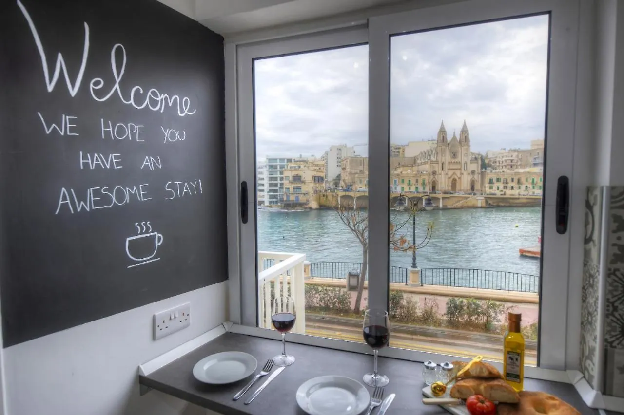 First Floor Studio Apartment Seconds From Balluta Bay Ipap1-1 Sliema Malta
